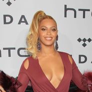 Beyoncé ultra décolletée, Nicki Minaj hot... un concert très sexy pour Tidal