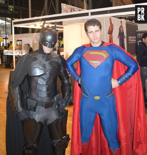Comic Con Paris 2015 : Batman et Superman prennent la pose