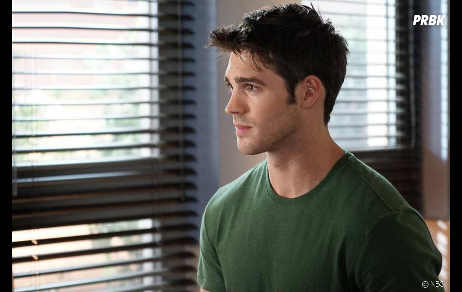Steven R. McQueen (The Vampire Diaries) dans Chicago Fire Purebreak