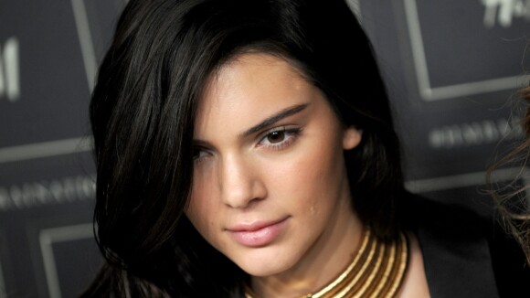 Kendall Jenner, adolescente complexée par son acné : "Ça a complètement détruit mon estime de soi"