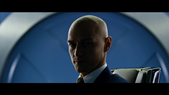 X-Men Apocalypse : Sophie Turner en Jean Grey, James McAvoy chauve... la bande-annonce en 7 GIFs