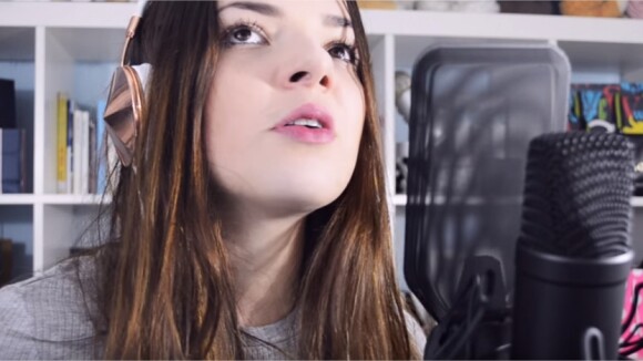 Clara Channel : la YouTubeuse beauté s'essaie au chant... et se fait lyncher