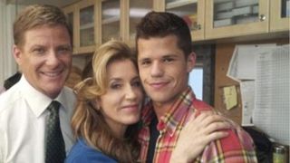 Charlie Carver : Felicity Huffman et les stars de Teen Wolf réagissent après son coming-out