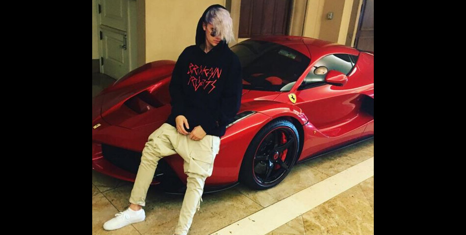 Justin Bieber : le chanteur s&#039;est teint les cheveux en violet