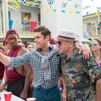 Zac Efron doublé pour une scène de nu, Robert De Niro héros : 5 anecdotes sur Dirty Papy