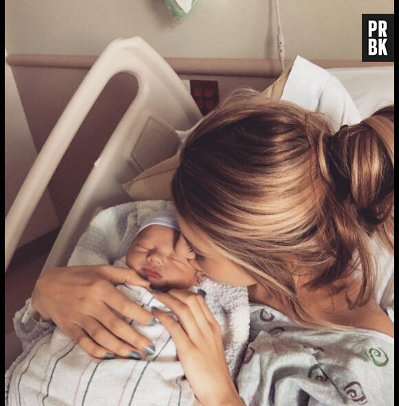 Louis Tomlinson : Briana dévoile une photo de leur fils sur Instagram