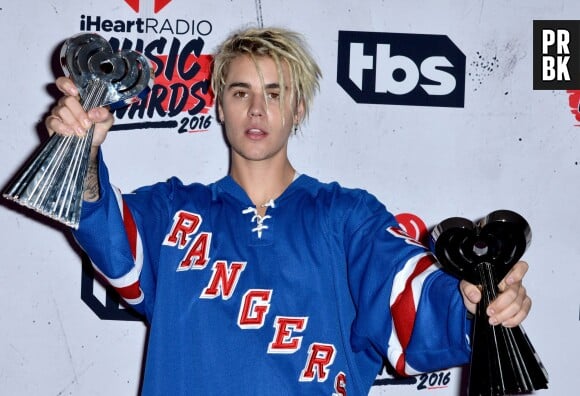 Justin Bieber gagnant aux iHeartRadio Music Awards 2016 le 3 avril à Los Angeles
