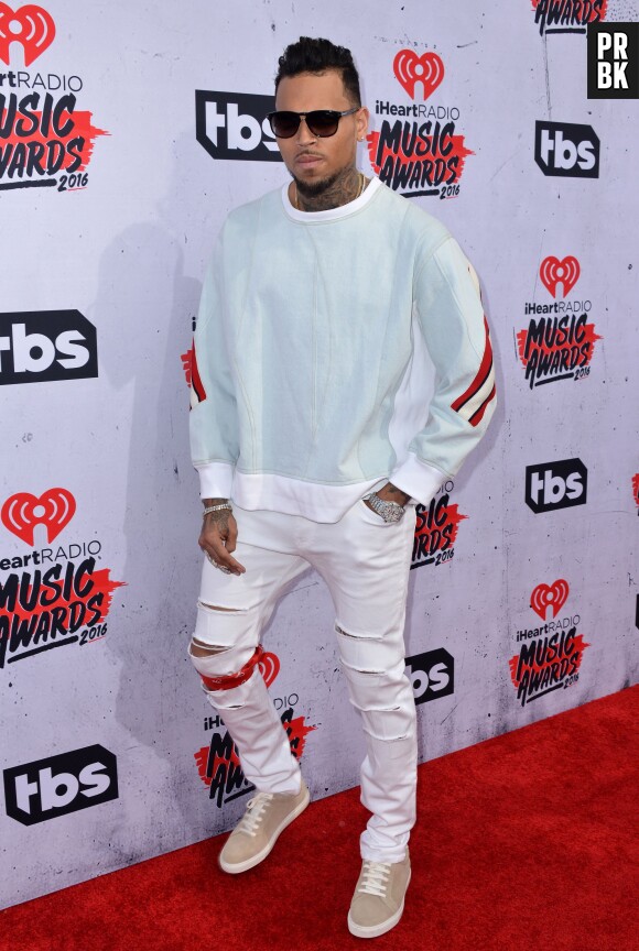 Chris Brown aux iHeartRadio Music Awards 2016 le 3 avril à Los Angeles