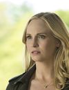 The Vampire Diaries saison 7, épisode 22 : Caroline (Candice Accola) sur une photo