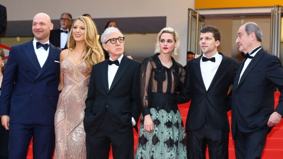 Blake Lively enceinte, Kristen Stewart transparente... premier tapis rouge glam à Cannes 2016