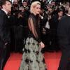 Kristen Stewart sublime sur le tapis rouge de la soirée d'ouverture du Festival de Cannes le 11 mai 2016