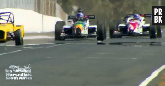 Pendant ce temps, les autres candidats des Marseillais South Africa se régalent sur la piste de Formule 1.