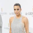 Kim Kardashian sublime sur le tapis rouge de la soirée De Gisogono au Festival de Cannes le 17 mai 2016