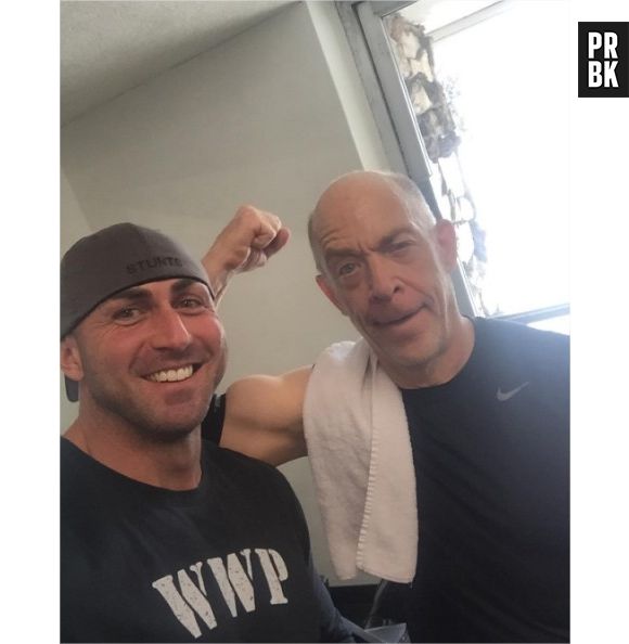 Justice League : J.K. Simmons se met à la muscu pour James Gordon