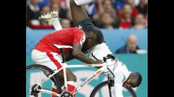 Paul Pogba : son acrobatie pendant le match Suisse-France détournée, le best-of du web
