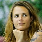 Laure Manaudou clashée par une fan, elle lui répond sur Instagram