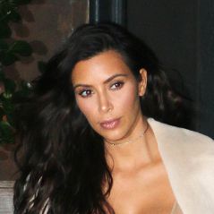 Kim Kardashian atteinte de psoriasis : une maladie assumée à 100% qu'elle ne veut plus cacher