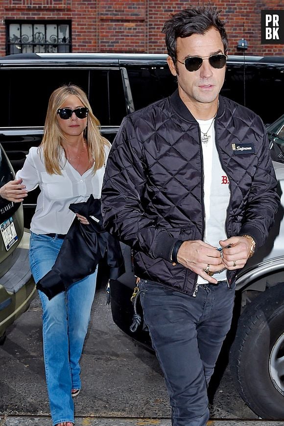 Angelina Jolie et Brad Pitt divorcés : L'acteur aurait revu Jennifer Aniston