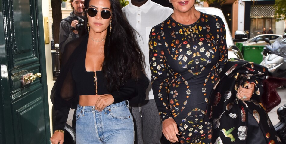 Kris Jenner, la mère de Kourtney Kardashian et Kim Kardashian, était aussi du voyage à Paris.