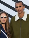 Stromae et sa femme Coralie à la Fashion Week parisienne.