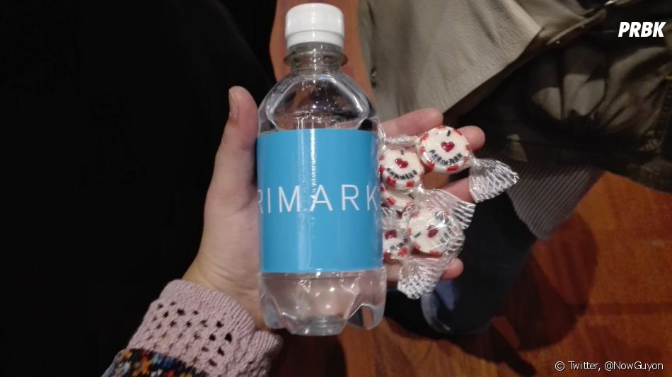  Des bouteilles d&#039;eau et des bonbons ont même été distribués dans la file d&#039;attente de l&#039;ouverture de Primark à Lille... 