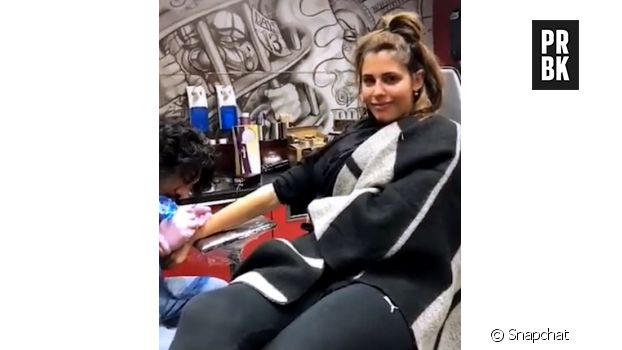 Coralie Porrovecchio se fait tatouer en direct sur Snapchat : découvrez son tatouage !