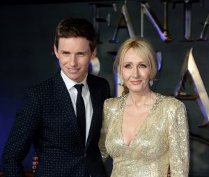 Eddie Redmayne et J.K. Rowling à l'avant-première du film Les Animaux Fantastiques le 15 novembre 2016 à Londres