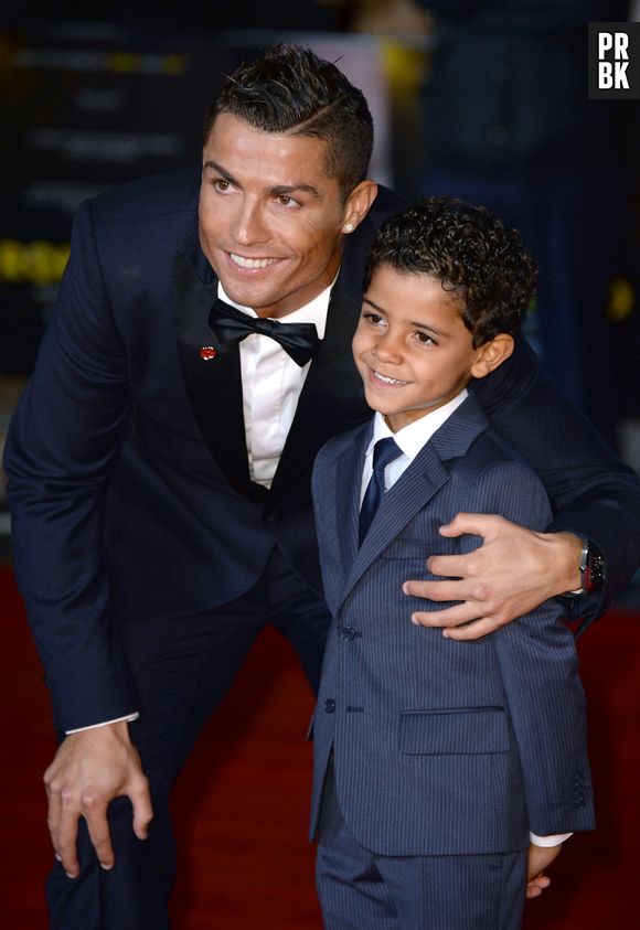 Cristiano Ronaldo : son fils Cristiano Ronaldo Junior moqué à l'école… à cause de Leo Messi !