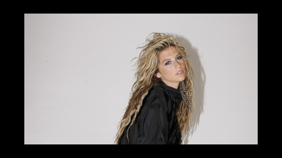 Kesha est tombée dans les bras de John Mayer ! 