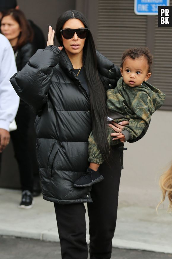 Kim Kardashian : des images inédites de ses agresseurs dévoilées sur TF1.