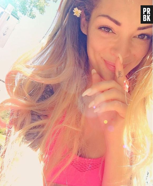 Emilie Nef Naf poste une photo avant-après : le cliché trop mignon d'elle enfant !