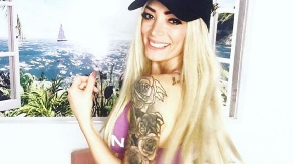 Emilie Nef Naf enfant : sa photo avant-après montre qu'elle n'a pas changé