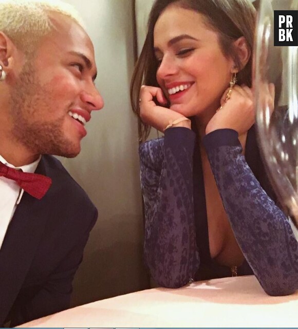 Neymar et Bruna Marquezine in love : le footballeur jaloux que Chris Brown ait suivi sa copine sur Instagram ?