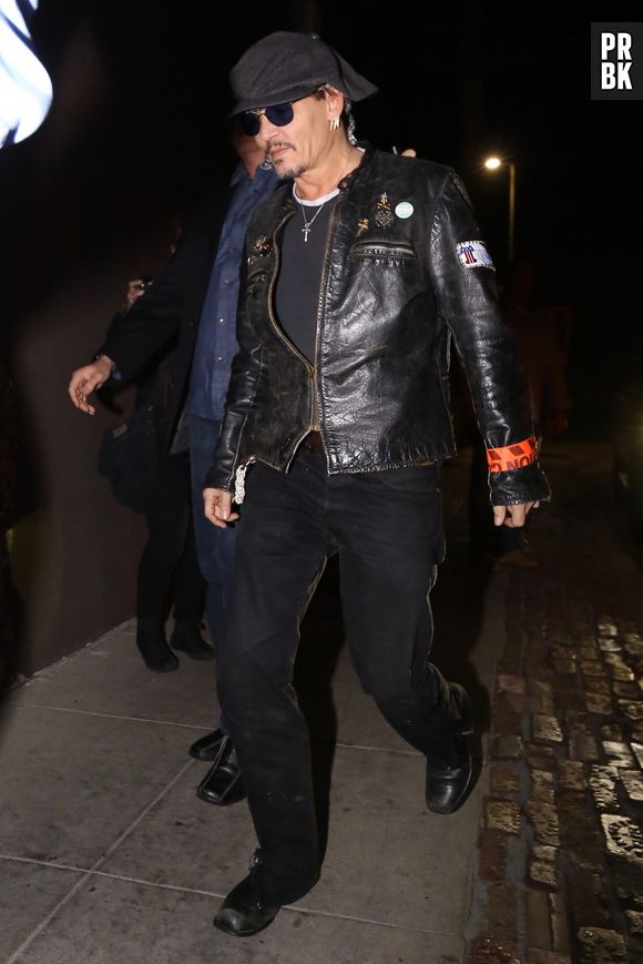 Johnny Depp très amaigri à la soirée d'anniversaire de Lady Gaga !