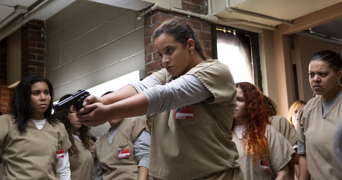 Orange is the New Black saison 5 : Daya sur une photo - Purebreak