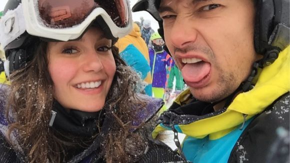 Nina Dobrev présente son frère Aleksandar sur Instagram : la BG attitude, c'est de famille ?