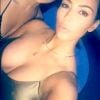 Kim Kardashian quitte ses bonnes résolutions et se la joue sexy sur Snapchat !