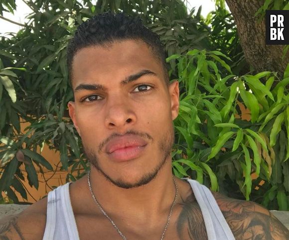 Milla (Les Anges 9) : Marvin (Secret Story 10) la drague... via Jeremstar sur Snapchat !