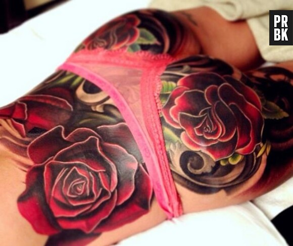 Cheryl Cole et son tatouage sur les fesses