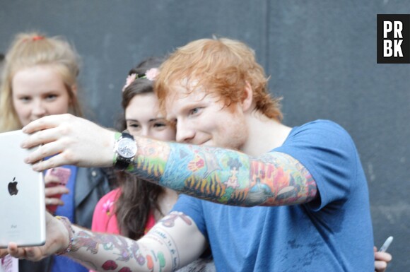 Ed Sheeran et ses tatouages très colorés
