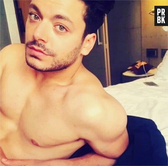 Kev Adams torse nu sur Instagram : il dévoile ses muscles