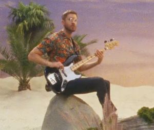 Clip "Feels" : Calvin Harris, Katy Perry, Pharell Williams et Big Sean réunis dans un décor tropical