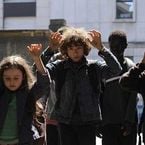 Les mains en l'air ... la 1ere bande annonce du film