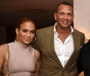 Jennifer Lopez et Alex Rodriguez amoureux : ils partagent un selfie romantique !