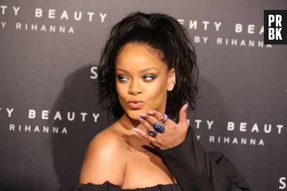 EnjoyPhoenix, Sananas... Les Youtubeuses succombent à la collection Fenty Beauty by Rihanna !