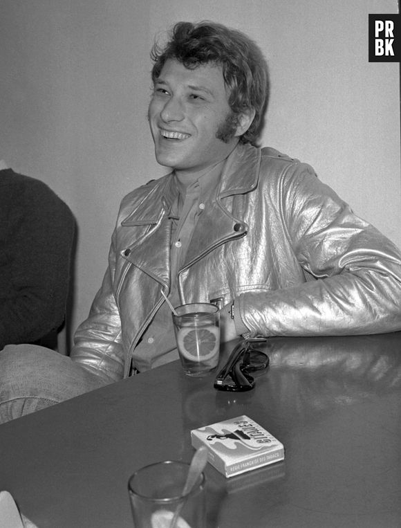 Johnny Hallyday est mort : le rockeur s'est éteint à 74 ans.