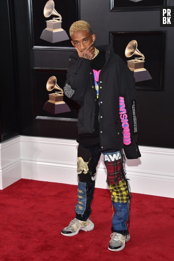 Jaden Smith en sneakers aux Grammy Awards 2018 !