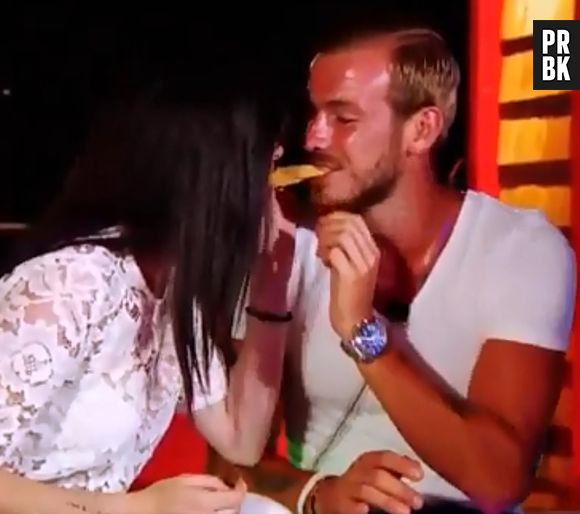 La Villa des Coeurs Brisés 3 : Julien Bert a passé la nuit avec Shirley...