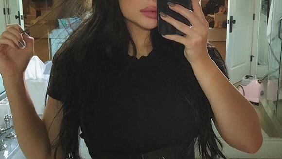 Kylie Jenner amincie après sa grossesse : son post sponso sur son secret minceur crée polémique