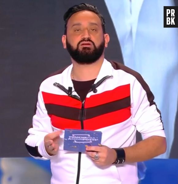 Gad Elmaleh crée toujours polémique avec son sketch "Les Chinois" jugé raciste : l'humoriste répond aux attaques dans TPMP.